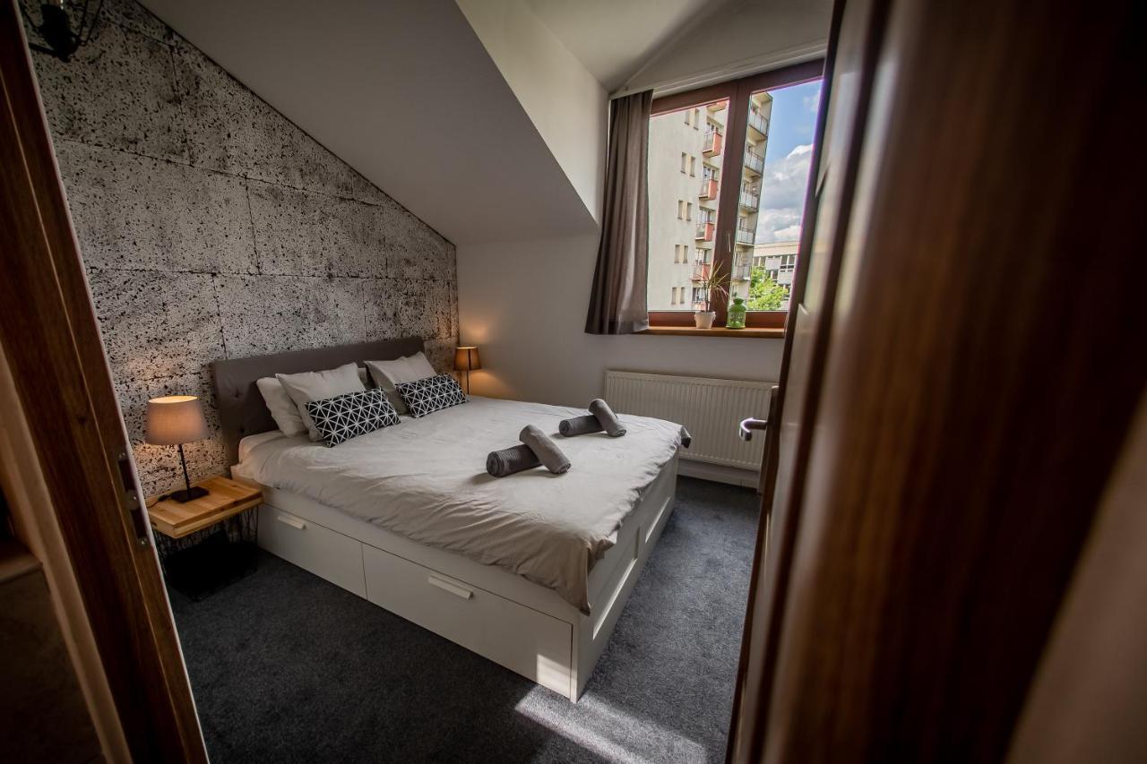 - Dunin Wąsowicza Apartament Kraków